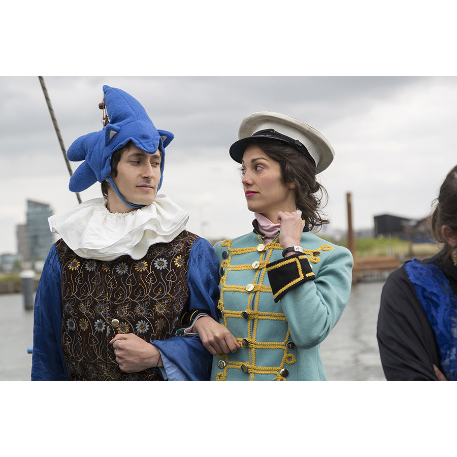 Azart Ship of Fools