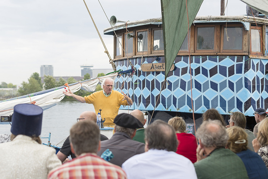 Azart Ship of Fools