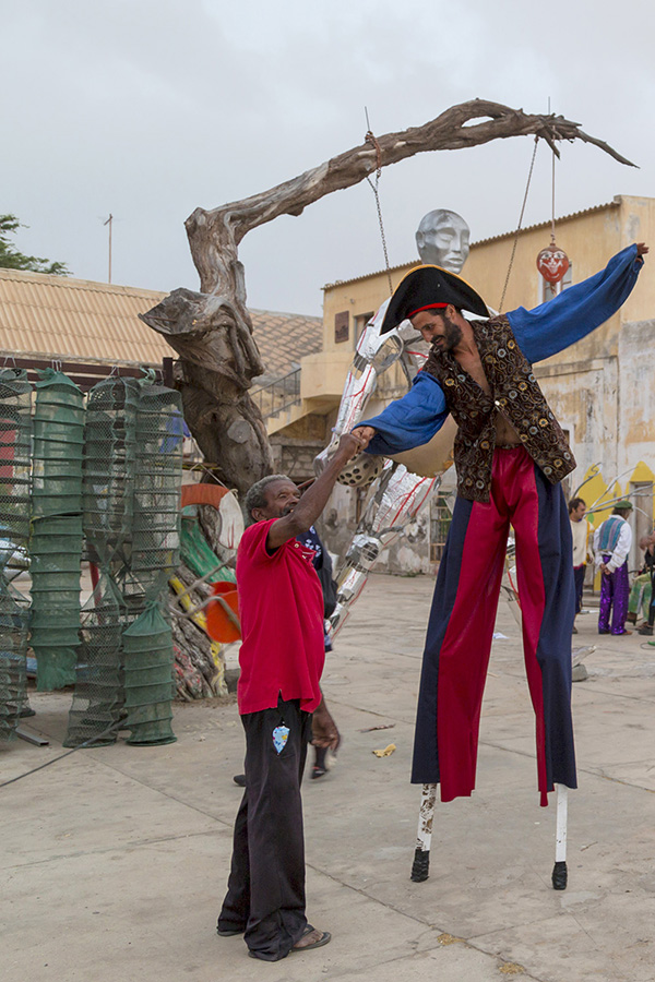 Azart Ship of Fools