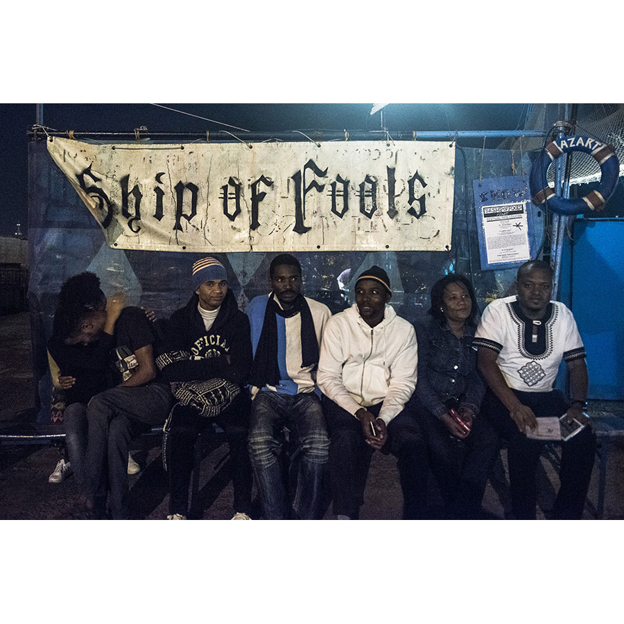 Azart Ship of Fools