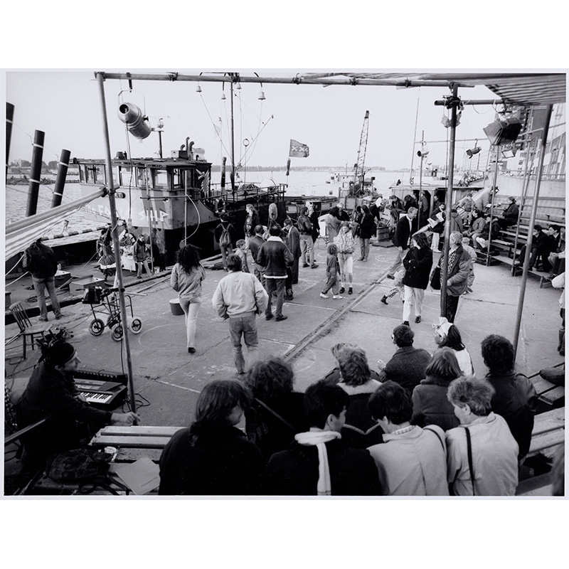 Azart Ship of Fools